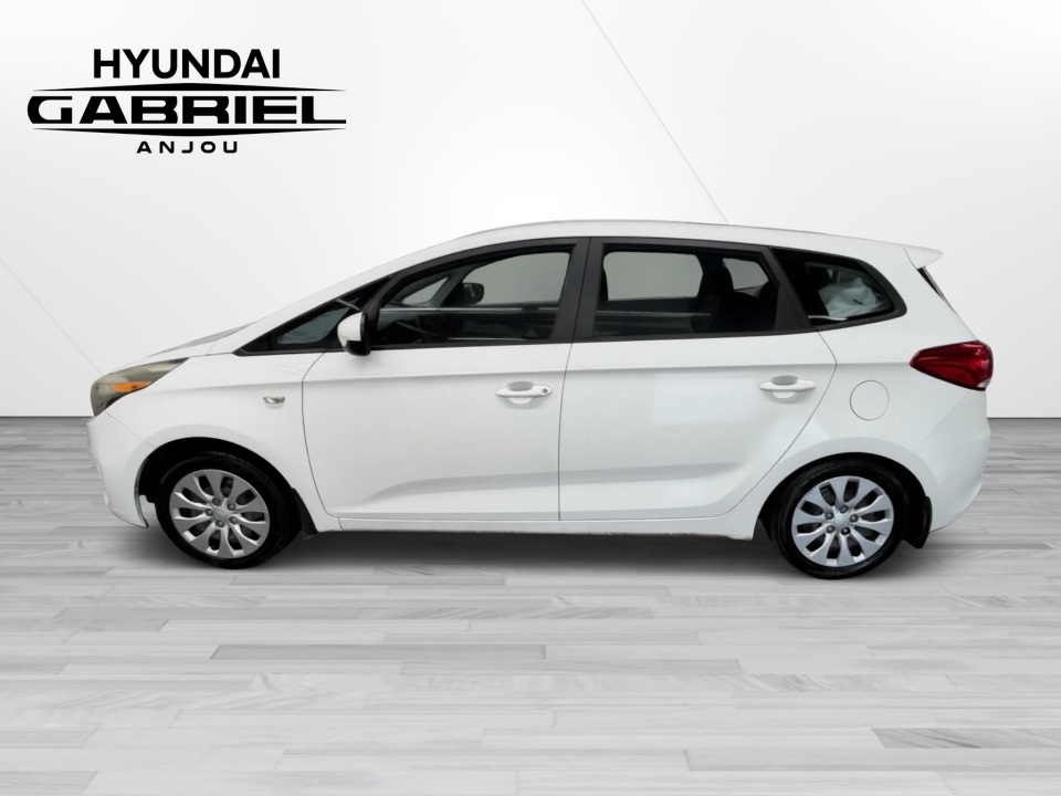 2015 Kia Rondo