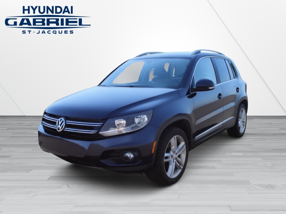 Blue 2016 Volkswagen Tiguan SUV / Crossover Manual