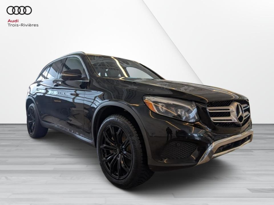 2017 Mercedes-Benz GLC 300 4MATIC