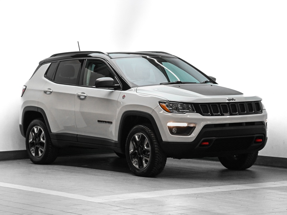 White 2018 Jeep Compass Trailhawk 4WD SUV / Crossover Four-Wheel Drive Automatic