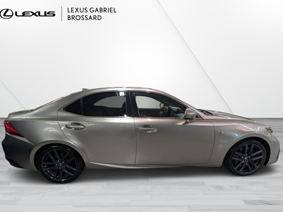 2018 Lexus IS