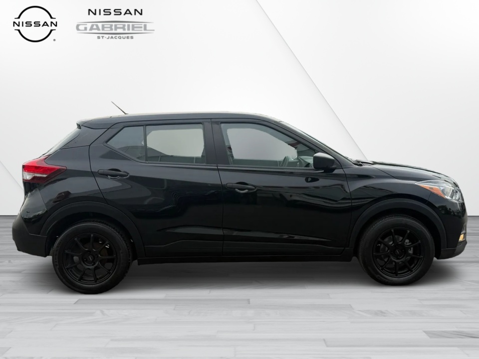 2020 Nissan Kicks