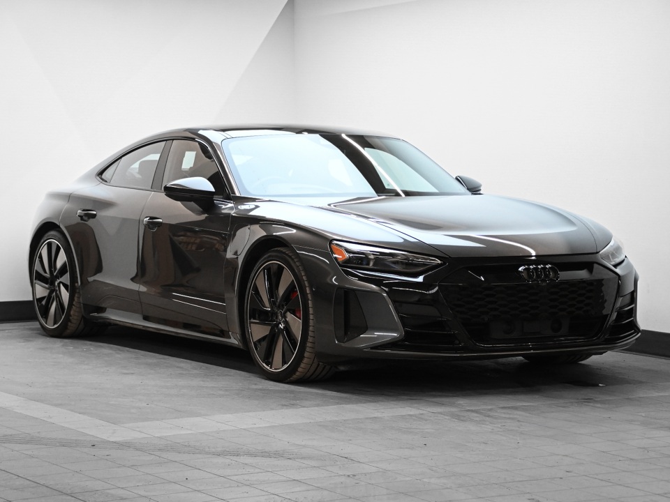 2022 Audi RS e-tron GT quattro AWD