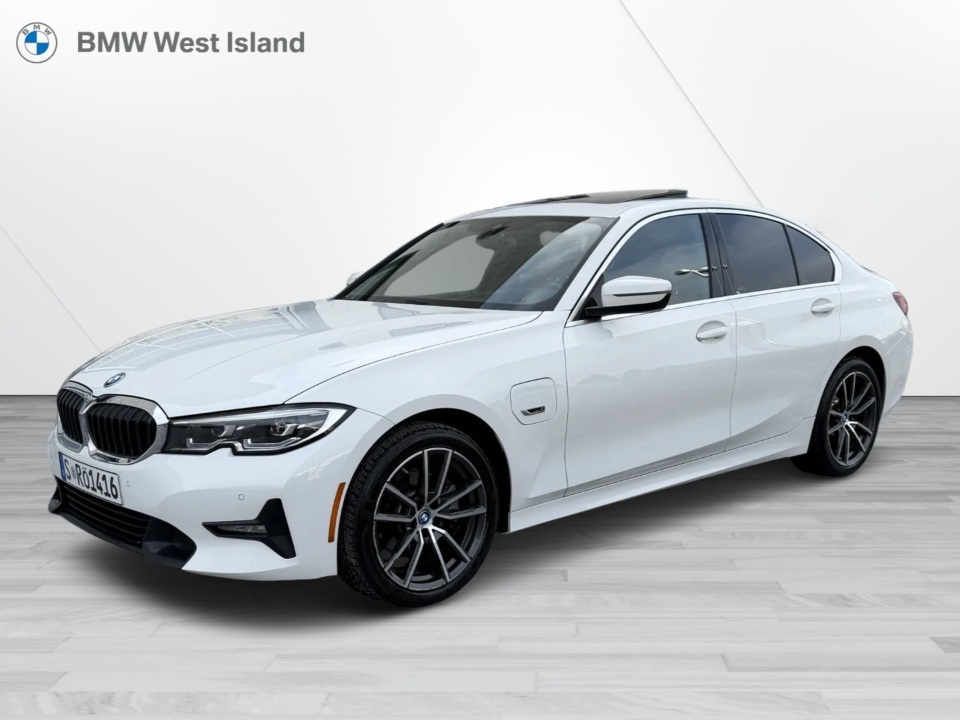 BMW 3 Series 330e xDrive Hybrid Plug-in AWD 2022