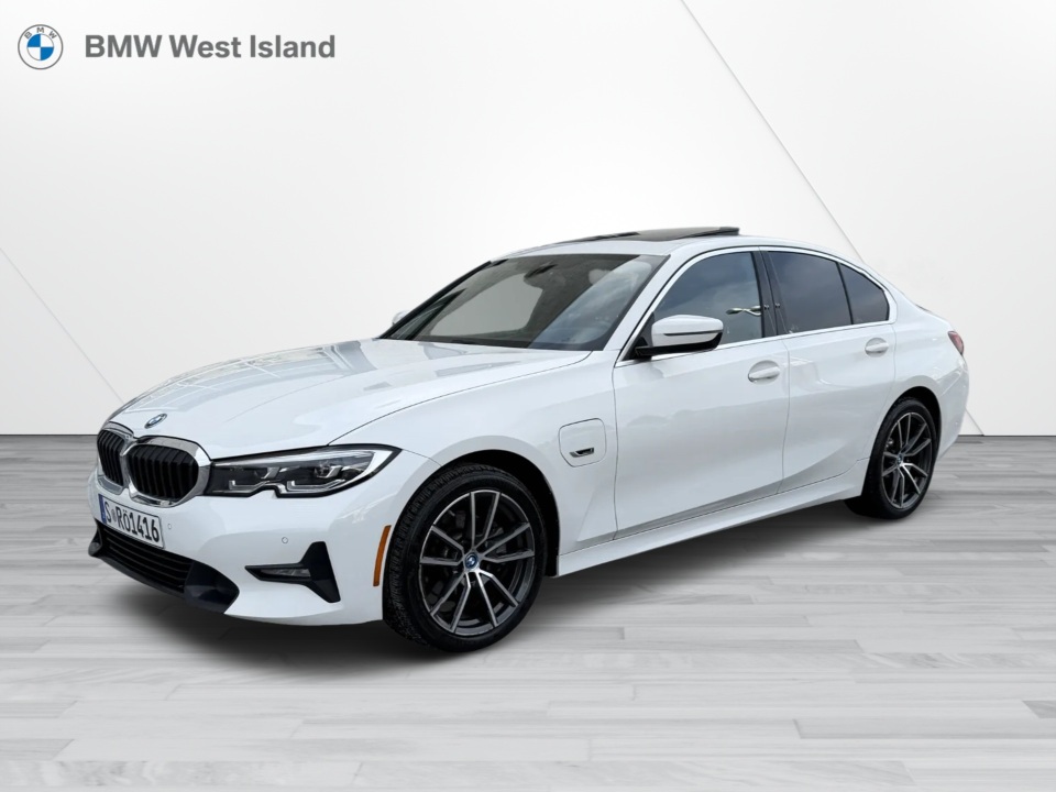 2022 BMW 3 Series 330e xDrive Hybrid Plug-in AWD