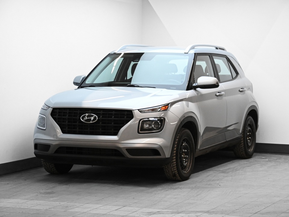 2022 Hyundai Venue Preferred FWD