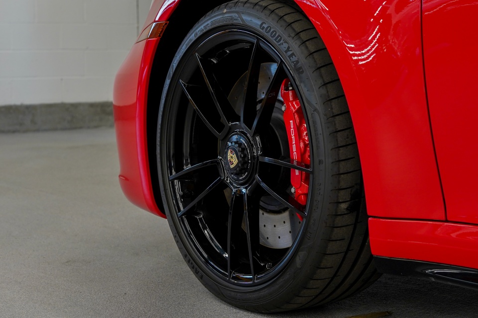 Porsche 911 Carrera GTS Coupe RWD 2022