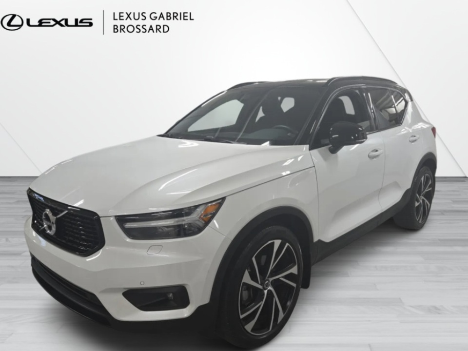 2022 Volvo XC40 T5 R-Design AWD