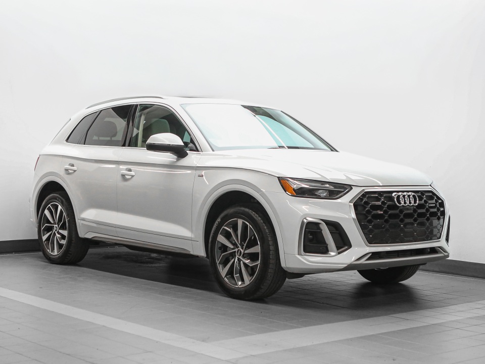 White 2023 Audi Q5 SUV / Crossover Automatic