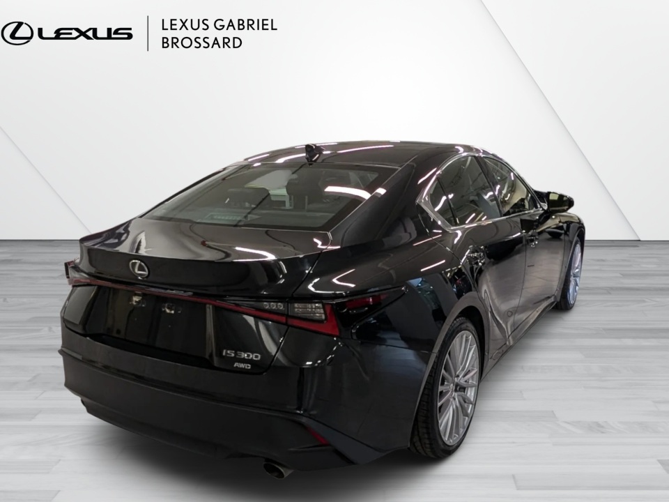 2023 Lexus IS