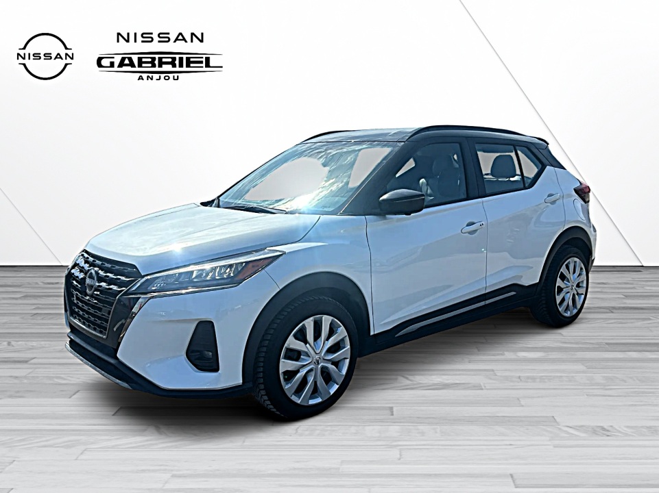 2023 Nissan Kicks SR FWD