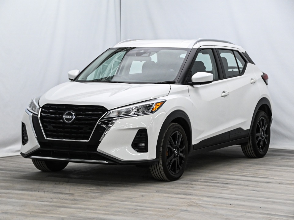 2023 Nissan Kicks SV FWD