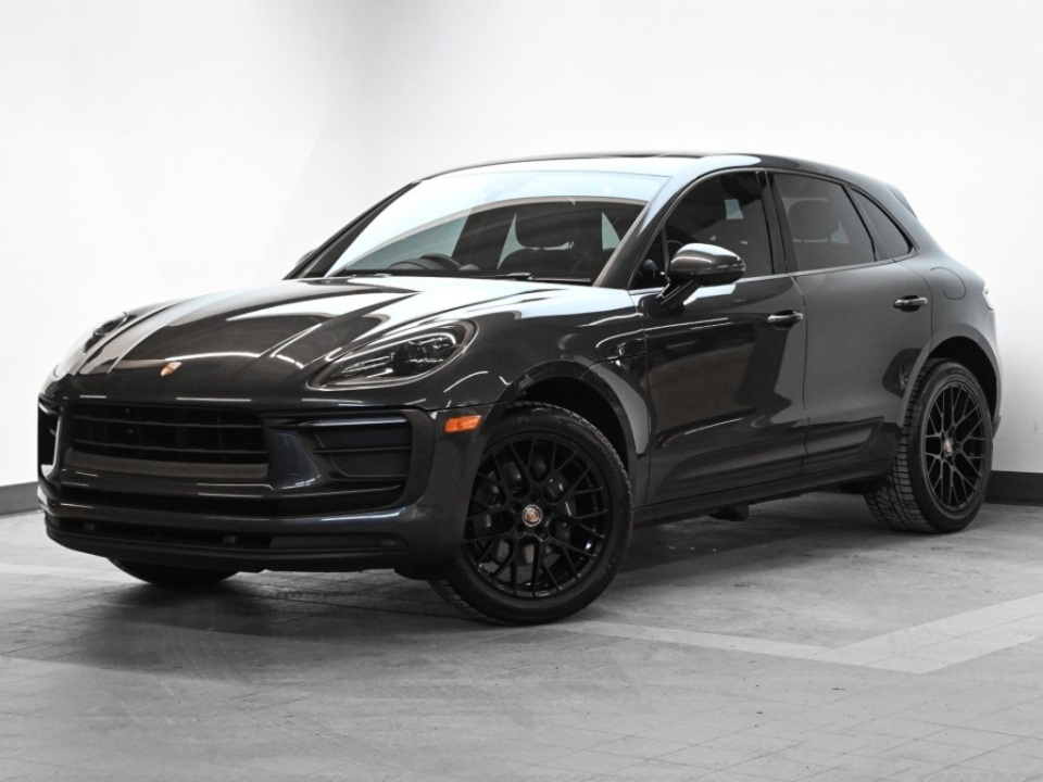 2023 Porsche Macan AWD