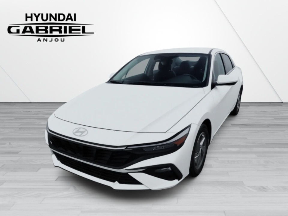 2024 Hyundai Elantra SEL FWD
