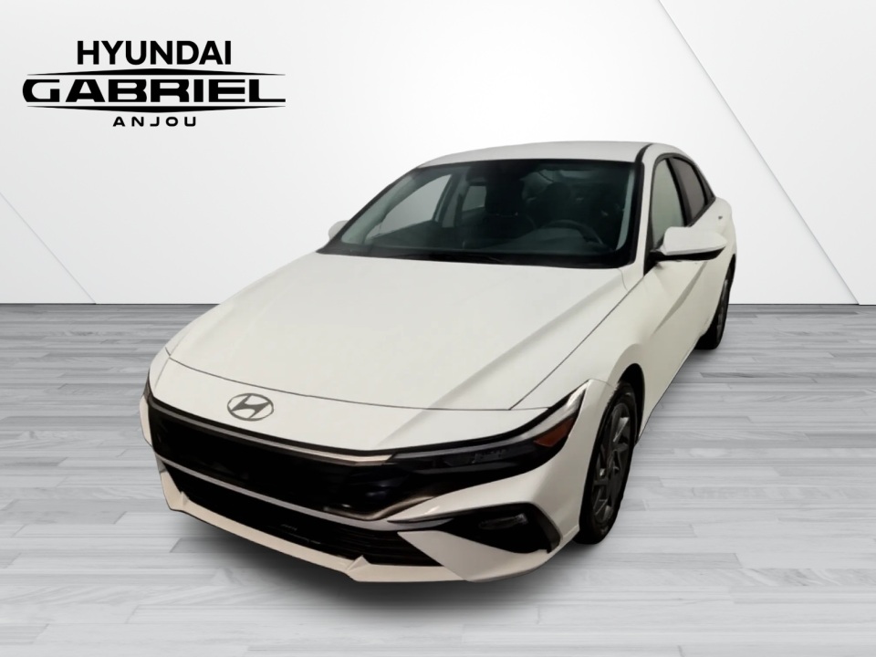 2024 Hyundai Elantra SEL FWD