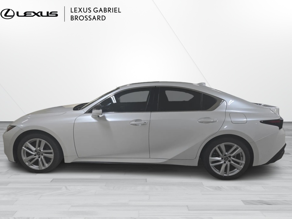 2024 Lexus IS