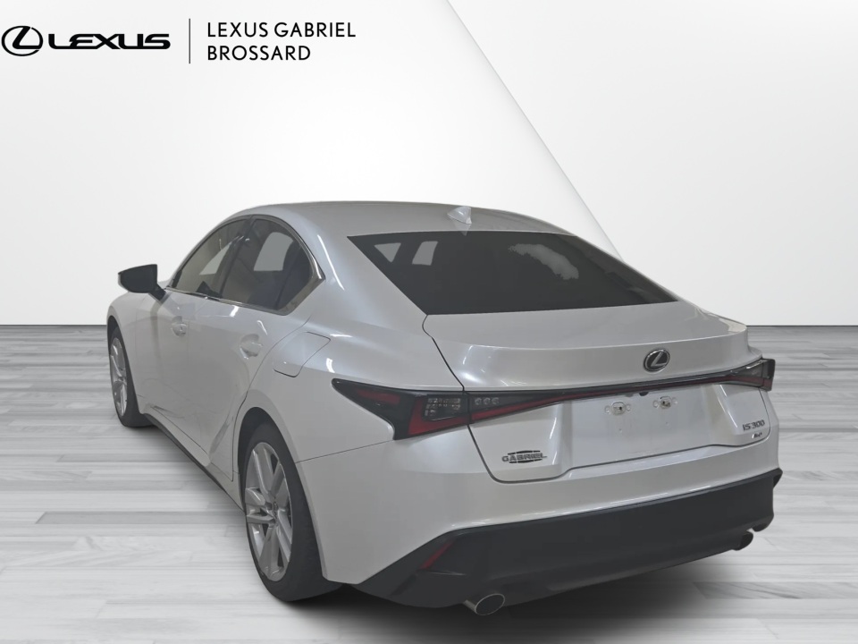 2024 Lexus IS