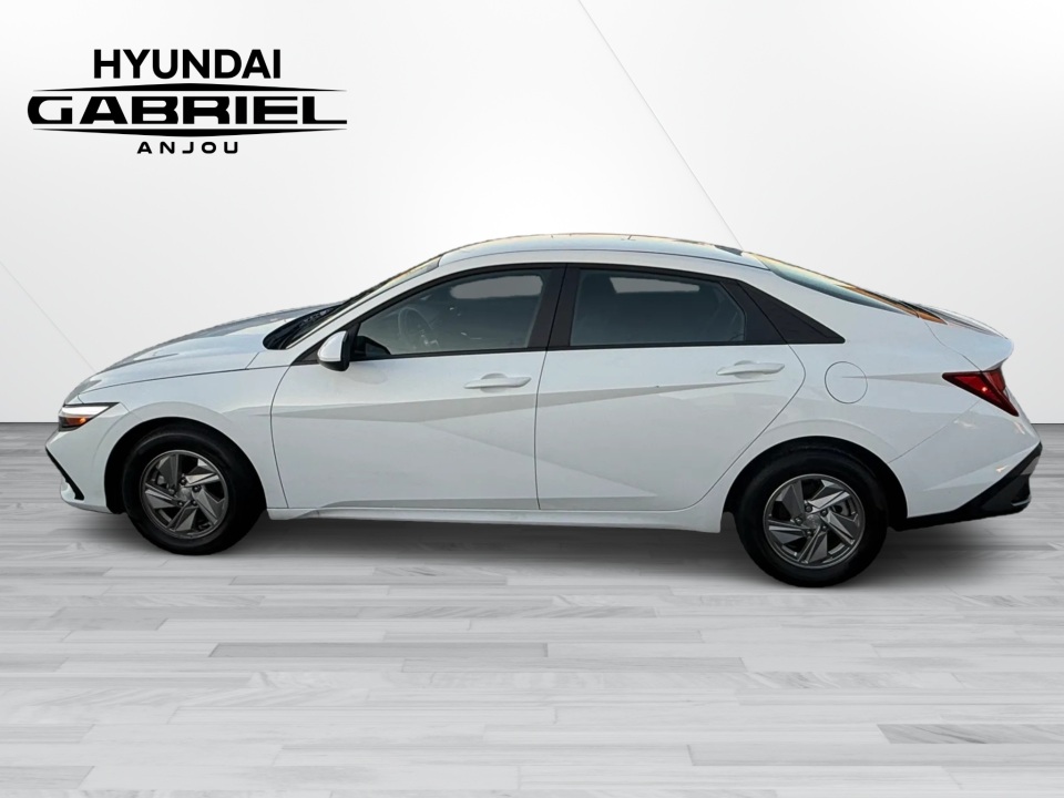 Hyundai Elantra 2025