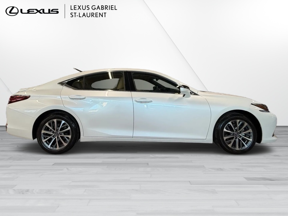 2025 Lexus ES 300h