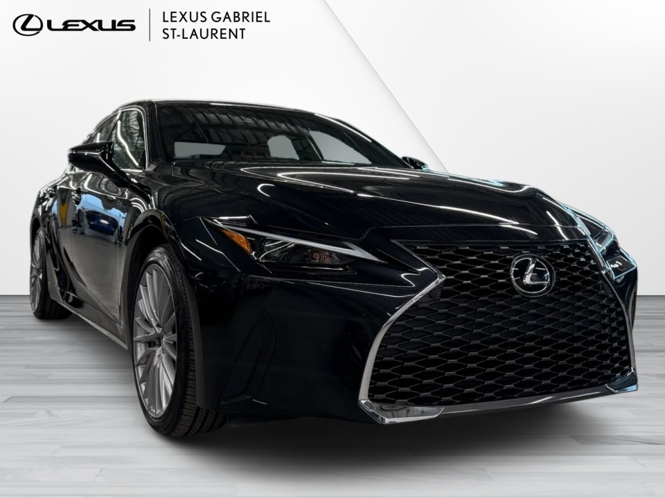 2025 Lexus IS