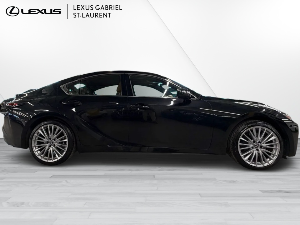 2025 Lexus IS