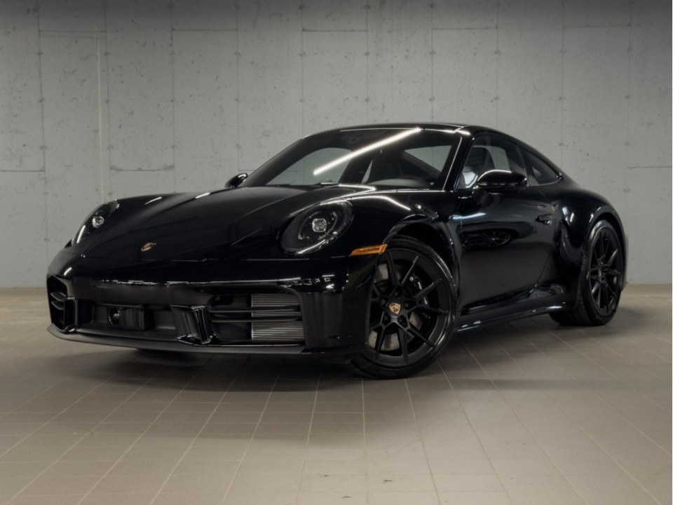 Porsche 911 Carrera S Coupe RWD 2025